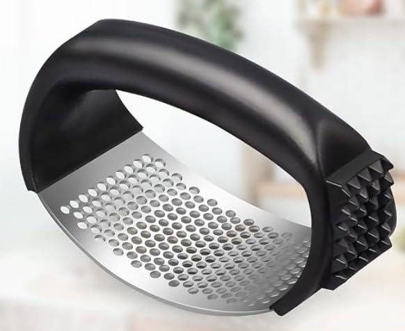 Garlic Press,Stainless Steel Garlic Mincer Crusher,Ergonomic Handle,Easy to Use,Easy to Clean,Effort-Saving Kitchen Gadgets-Black