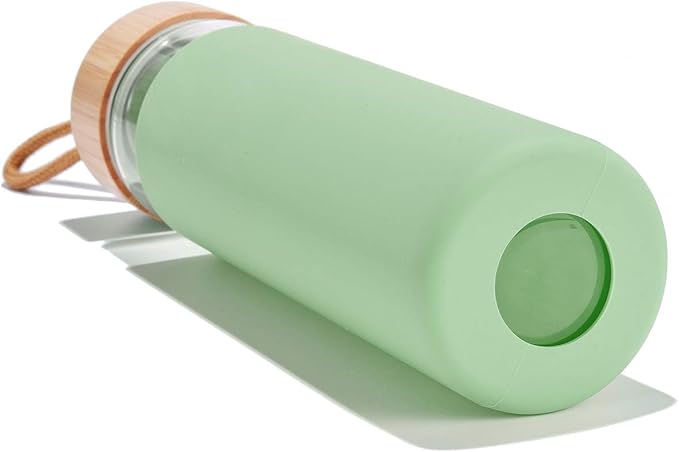 20 Oz Borosilicate Glass Water Bottles with Silicone Sleeve BPA Free, Dishwasher Safe - Reusable Clear Glass Drinking with Leak Proof Bamboo Lid | Perfect Gym Water Bottles for Men & Women