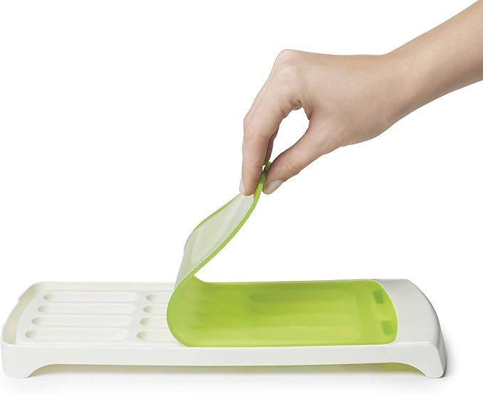 OXO Good Grips No-Spill Ice Stick Tray with Silicone Lid for Water Bottles