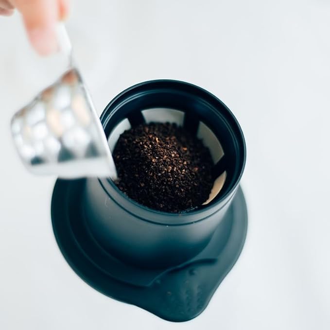 Hario "Cafeor" Mesh Coffee Dripper, Size 01, Black
