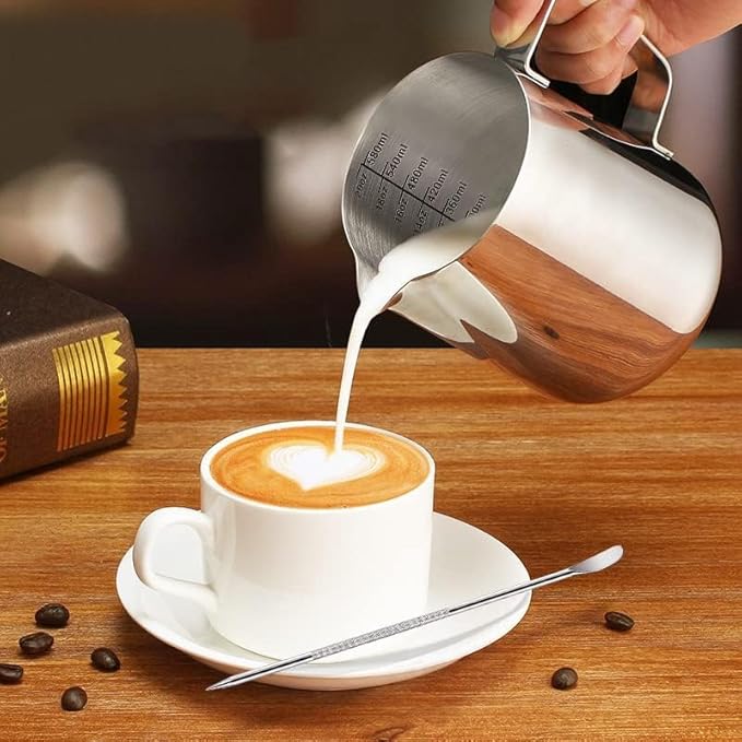 Milk Frothing Pitcher, 590ml/20oz Milk Frother Cup Stainless Steel Jug Steaming Pitcher, Milk Coffee Cappuccino Latte Art Barista Steam Pitchers Milk Jug Cup with 1 Pcs Decorating Pen