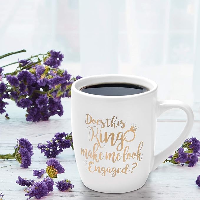 Maustic Engagement Gift Does This Ring Make Me Look Engaged Coffee Mug Funny Mug Novelty Coffee Mug Gift for Women Men Engagement Anniversary Birthday Christmas