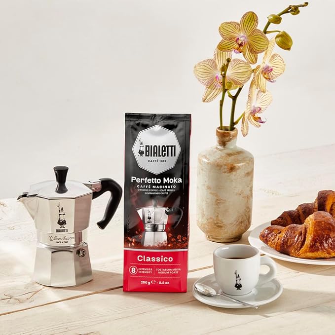 Bialetti Caffe Italian Roasted - 8.8 oz Espresso Ground Coffee - Classico Perfect for Moka - Intensity 7