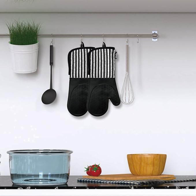 Silicone Oven Mitts Heat Resistant 932℉ with Waterproof & Non-Slip Kitchen Mittens, Set of 2 Extra Long Oven Gloves with Soft Cotton Terry Lining for Baking Cooking Barbecue (2, Black Mitts)