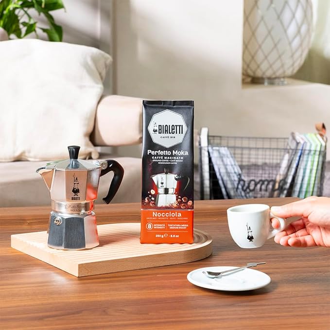 Bialetti - Perfetto Moka Nocciola: Medium Roasting Ground Coffee, Hazelnut Aroma, 8.8 Oz - 250g, Bag with Flavour-Saving Valve