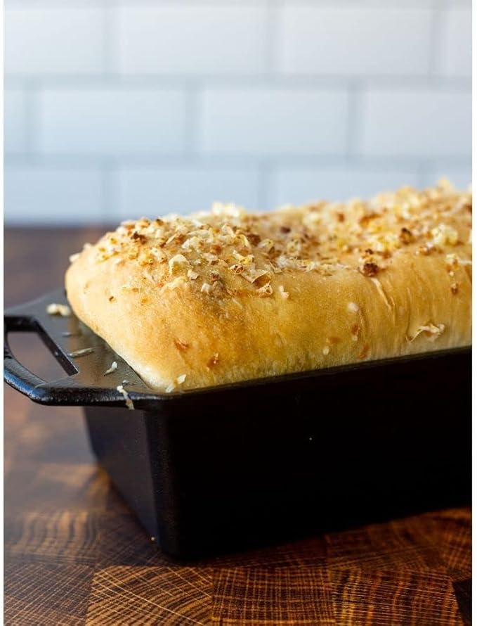 Lodge Cast Iron Loaf Pan 8.5x4.5 Inch, Black