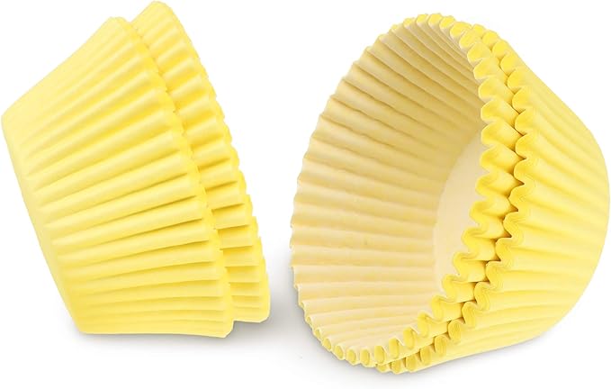 Baking Cups, 100 pieces Paper Cupcake Wrappers Nonstick Muffin Molds Baking Cup Holders for Wedding, Birthday, Baby Shower or Holiday Party (Yellow)