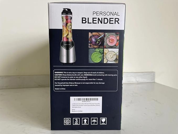 La Reveuse Smoothie Blender Personal Size 300 Watts with 2 Pieces 18 oz BPA-Free Travel Sports Bottles (Silver)