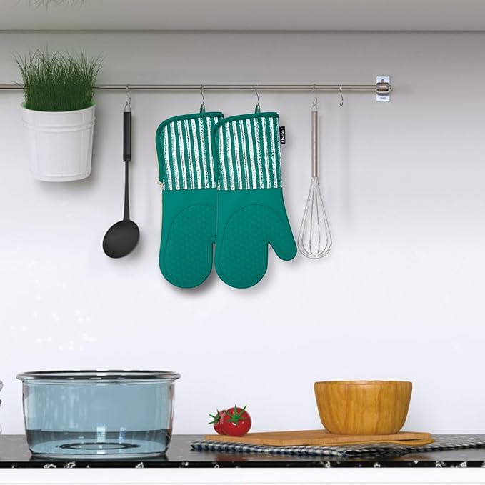 Silicone Oven Mitts Heat Resistant 932℉ with Waterproof & Non-Slip Kitchen Mittens, Set of 2 Extra Long Oven Gloves with Soft Cotton Terry Lining for Baking Cooking Barbecue (Emerald Green, 2)