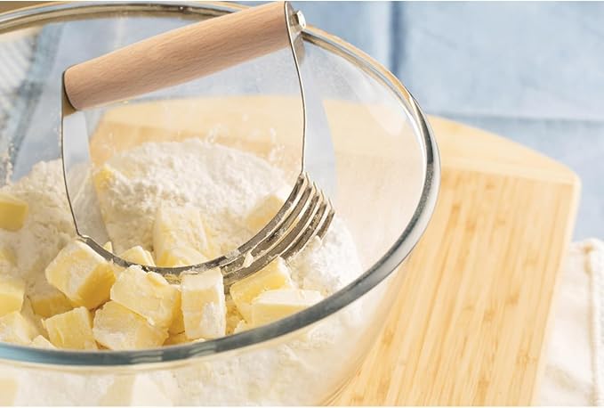 Mrs. Anderson’s Baking Professional 5-Blade Pastry Cutter and Dough Blender, Stainless Steel Blades with Wood Handle