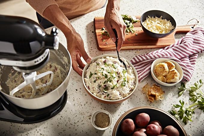 KitchenAid Classic Series 4.5 Quart Tilt-Head Stand Mixer K45SS, Onyx Black