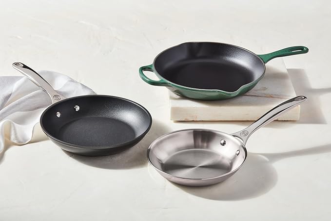 Le Creuset Enameled Cast Iron Signature Iron Handle Skillet, 10.25", Artichaut