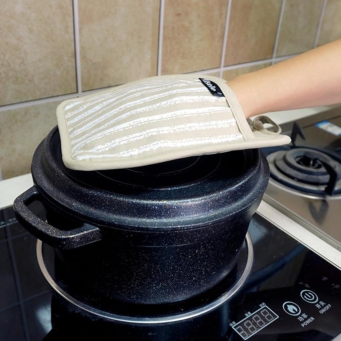 Silicone Pot Holders Set of 3 Heat Resistant & Non Slip Potholders, Professional Oven Hot Pads with Pockets Mitts for Kitchen Cooking Baking Barbecue (Khaki, 3)