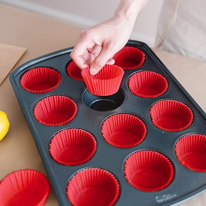 Baking Cups, 100 pieces Paper Muffin Wrapper Molds Nonstick Cupcake Holders for Wedding, Birthday, Baby Shower or Holiday Party