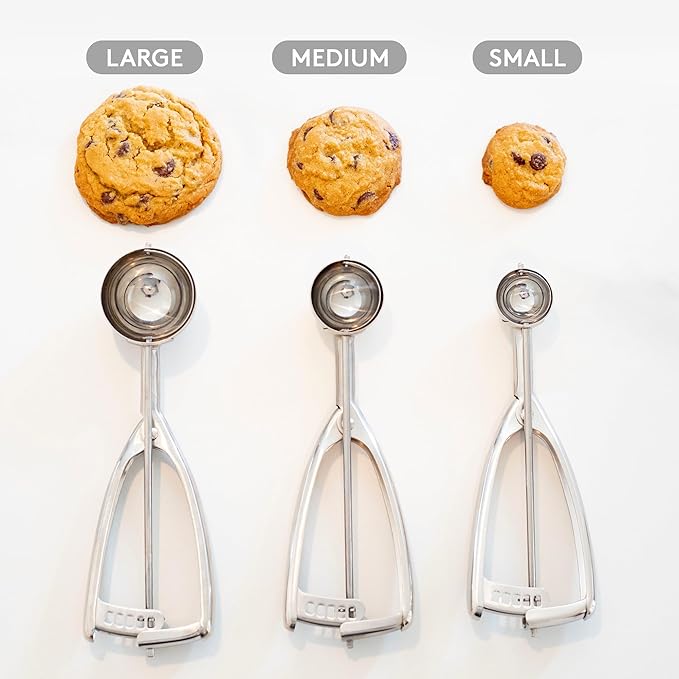 Jenaluca Large Scoop - Ice Cream, Cookie Dough & Cupcake Scooper - 3 tablespoon 1.5 ounce disher #24 stainless steel icecream, batter & baking scoop