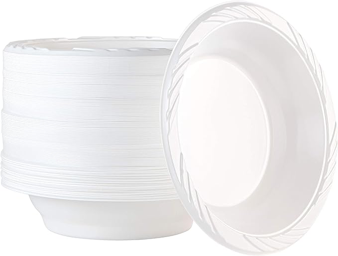 PLASTICPRO 50 Count Disposable 18 ounce White Plastic Soup Bowls