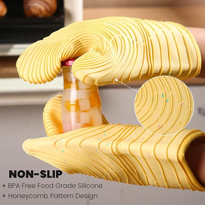 4 Pieces Oven Mitts and Pot Holders of Macaron Color Thickened Non-Slip Silicone Kitchen Gloves, Heat Resistant up to 500F, Essential for Kitchen Baking(makal-Huang)