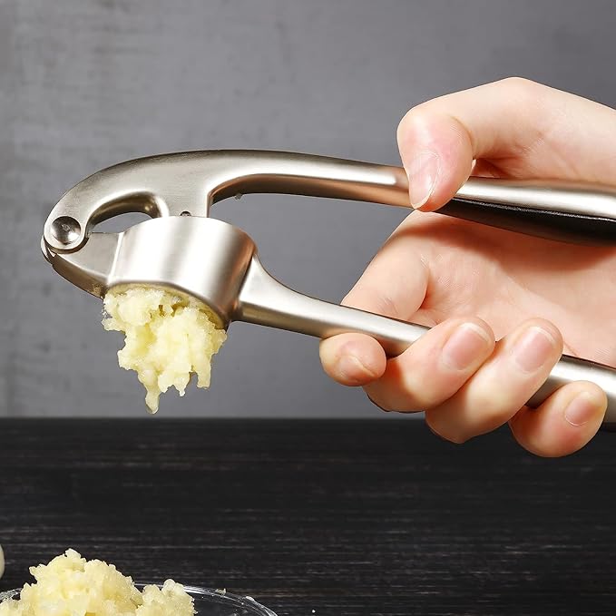 Premium Garlic Press Stainless Steel - Elevate Your Culinary Experience with Our Premium Garlic Mincer, Crusher & Peeler Set, Dishwasher Safe & Rust-proof (Imperial Silver)