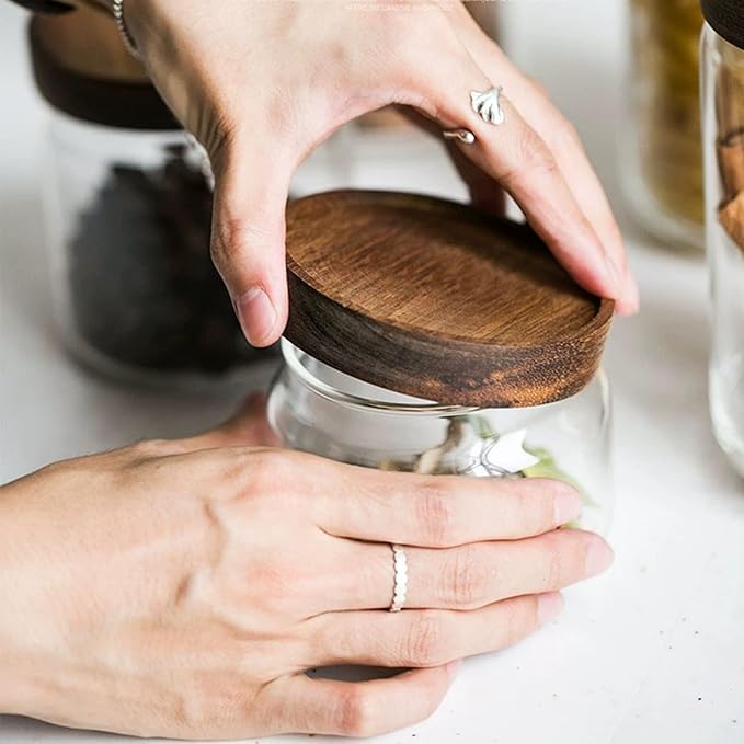 Glass jar candy Containers - 16oz kitchen Glass Airtight Storage jar With Acacia Airtight Lid，for kitchen Seasoning, coffee bean, tea, suger, herbs (4)