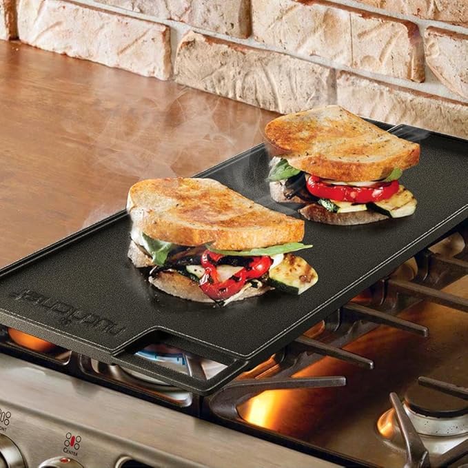 NutriChef Cast Iron Reversible Grill Plate – 18 Inch Flat & Ridged Skillet Griddle Pan, Fits Two Burners, for Gas, Electric, Ceramic Stovetops, with Silicone Oven Mitt