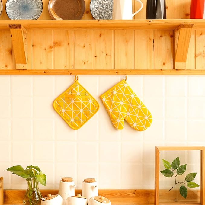 Oven Mitts and Potholders BBQ Gloves-Oven Mitts and Pot Holders with Recycled Infill Silicone Non-Slip Cooking Gloves for Cooking Baking Grilling (4-Piece Set,Yellow)