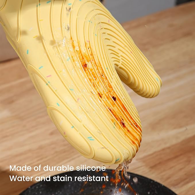 4 Pieces Oven Mitts and Pot Holders of Macaron Color Thickened Non-Slip Silicone Kitchen Gloves, Heat Resistant up to 500F, Essential for Kitchen Baking(makal-Huang)