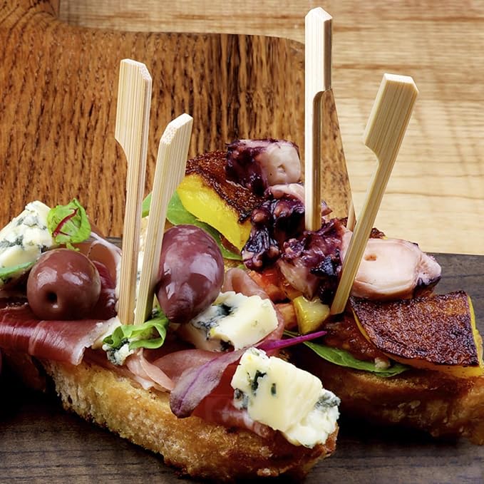 BLUE TOP 200Pcs Bamboo Paddle Picks, 4.7 Inch Sturdy Flat Skewers Food Appetizer Toothpicks for for Fruit, Grilling, Drink, BBQ, Barbecue, Yakitori Chicken, Fondue, Roasting,Cocktail, Marshmallow