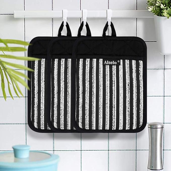 Silicone Pot Holders Set of 3 Heat Resistant & Non Slip Potholders, Professional Oven Hot Pads with Pockets Mitts for Kitchen Cooking Baking Barbecue (3, Black)
