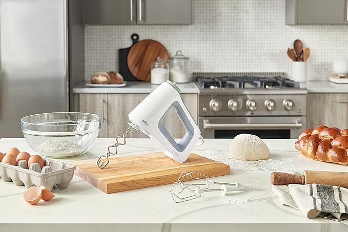 Braun MultiMix 5 Hand Mixer, 350W Electric Mixer with SmartMix Technology, 9-Speed + Turbo, MultiWhisk & Dough Hooks, Lightweight Soft-Grip Design, White