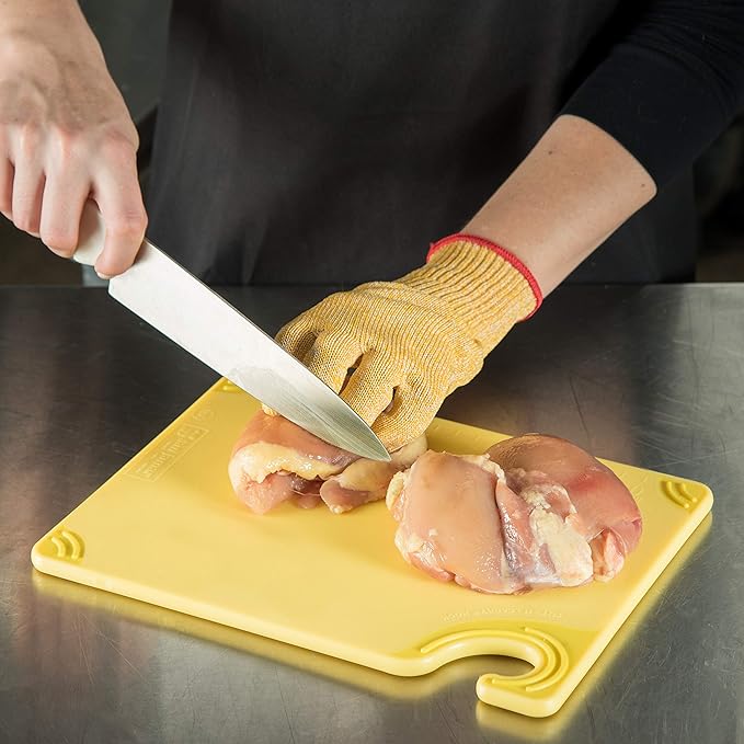San Jamar Saf-T-Grip Plastic Cutting Board with Safety Hook, 9" x 12" x 0.375", Yellow