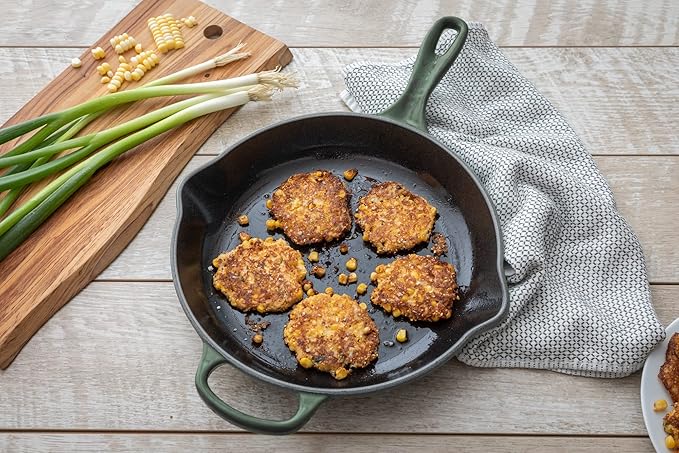 Le Creuset Enameled Cast Iron Signature Round Skillet, 9", Peche