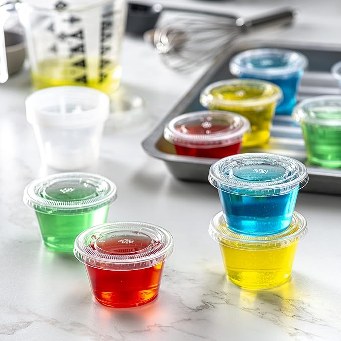 Pantry Value [4 oz. - 200 Count Clear Disposable Plastic Portion Cups with Lids - Small Plastic Condiment Containers for Sauce, Salad Dressings & Portion Control