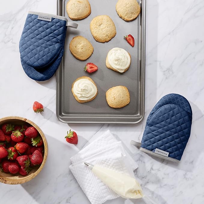 KitchenAid Asteroid Mini Oven Mitt Set, 5.5"x8", Blue Willow, 2 Piece