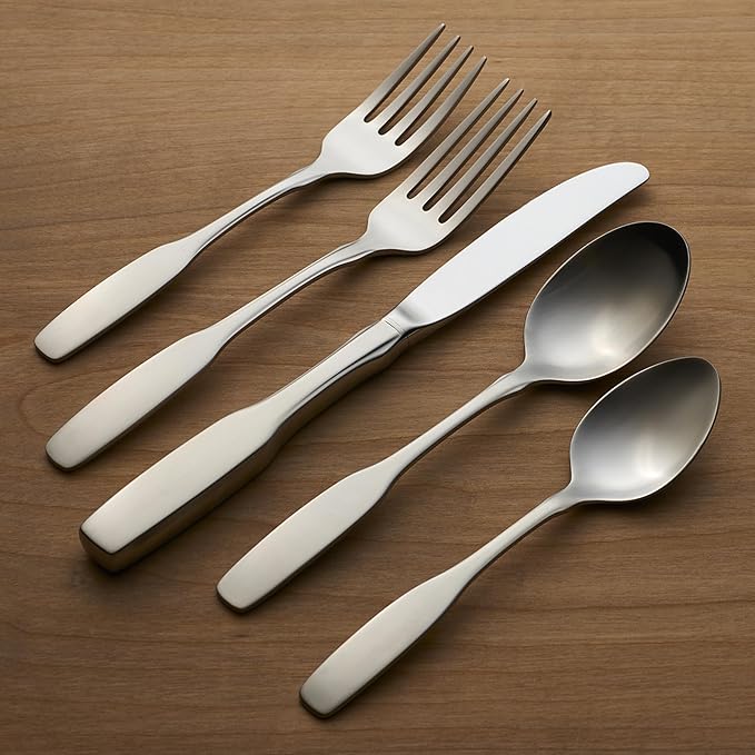 Oneida Paul Revere Fine Flatware Place Spoon, 0.10 LB,Silver