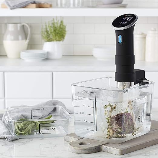 Rubbermaid Commercial Products Space Saving Square Food Storage Container 6 Quart Clear for Kitchen/Sous Vide/Meal Prep