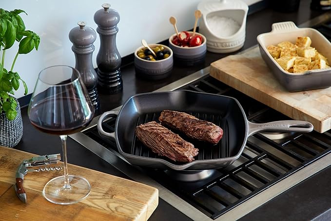 Le Creuset Enameled Cast Iron Signature Square Skillet Grill, 10.25", Flame