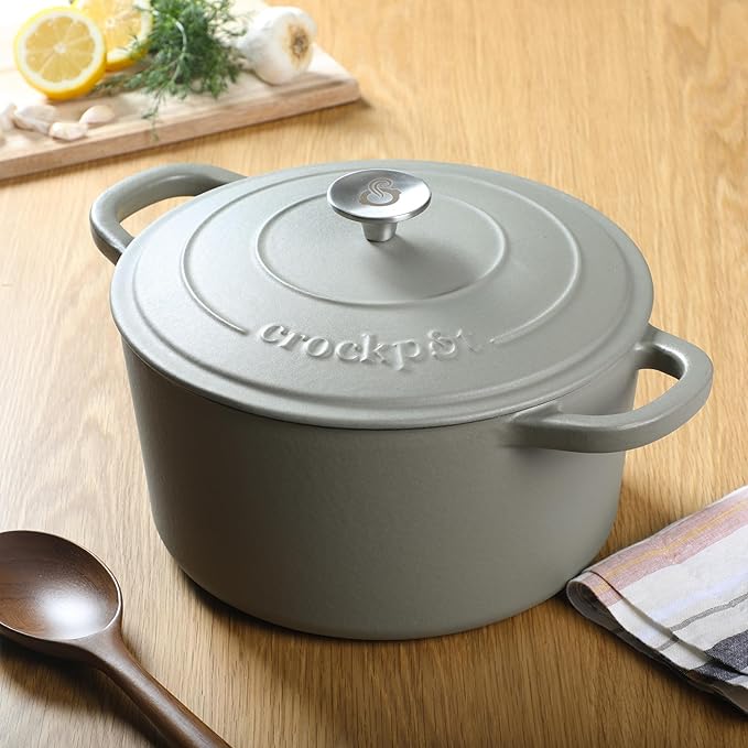 Crock-Pot Artisan 7-Quart Round European Enameled Cast Iron Dutch Oven with Lid – Matte Green, Durable Oven Safe Cookware