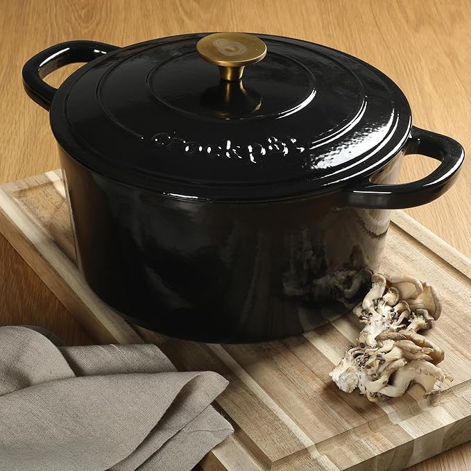 Crock Pot Artisan 7-Quart Round Cast Iron Dutch Oven with Lid – Black Enamel Finish, Gold Knob, Durable Heavy-Duty Cookware for Slow Cooking, Baking, and Roasting