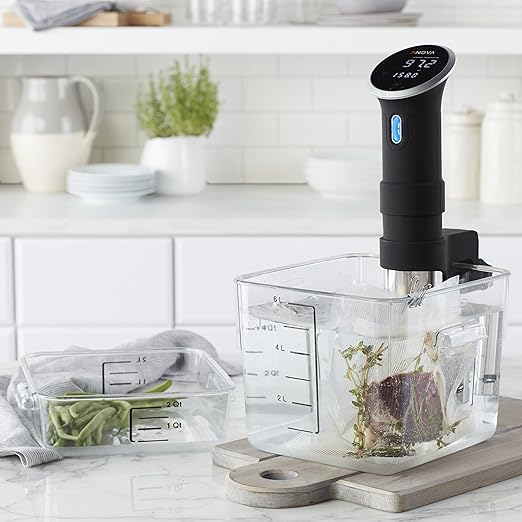 Rubbermaid Commercial Products Space Saving Square Food Storage Container 6 Quart Clear for Kitchen/Sous Vide/Meal Prep