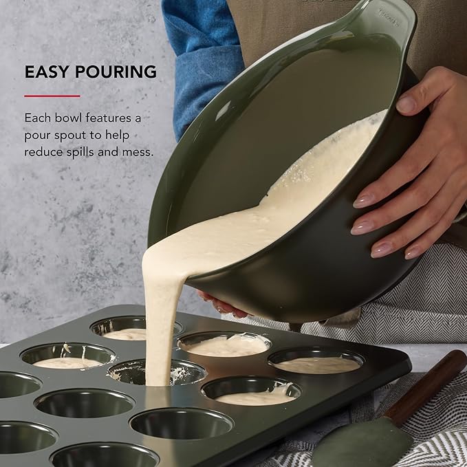 KitchenAid Universal Nesting Plastic Mixing Bowls, Set of 3, 2.5 quart, 3.5 quart, 4.5 quart, Evergreen