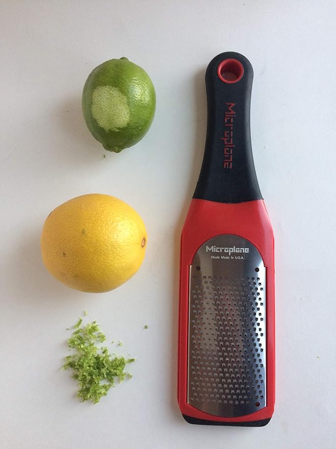 Microplane Artisan Series Cheese Grater and Zester (Fine, Red)