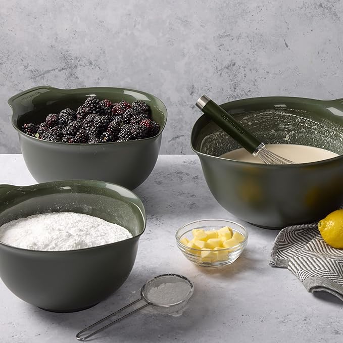 KitchenAid Universal Nesting Plastic Mixing Bowls, Set of 3, 2.5 quart, 3.5 quart, 4.5 quart, Evergreen