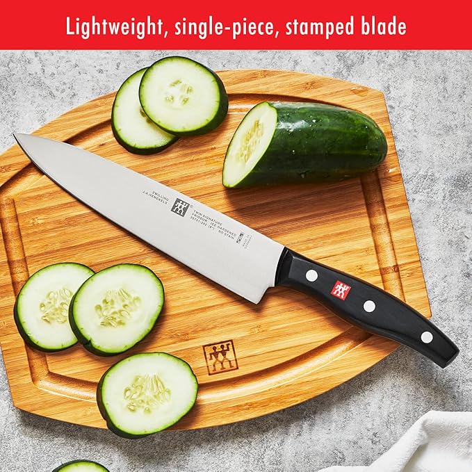 ZWILLING Twin Signature 6-Piece Razor-Sharp German Knife Block Set, Made in Company-Owned German Factory with Special Formula Steel perfected for almost 300 Years, Dishwasher Safe