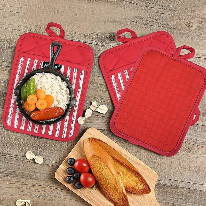 Silicone Pot Holders Set of 3 Heat Resistant & Non Slip Potholders, Professional Oven Hot Pads with Pockets Mitts for Kitchen Cooking Baking Barbecue (3, Red)
