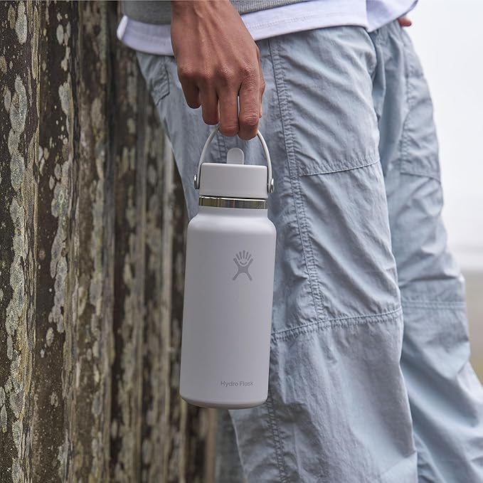 Hydro Flask Water Bottle - Insulated Stainless Steel - Wide Mouth Flex Straw Lid, Non Spill, Leakproof and Refillable in 64 Oz Tonal Oat