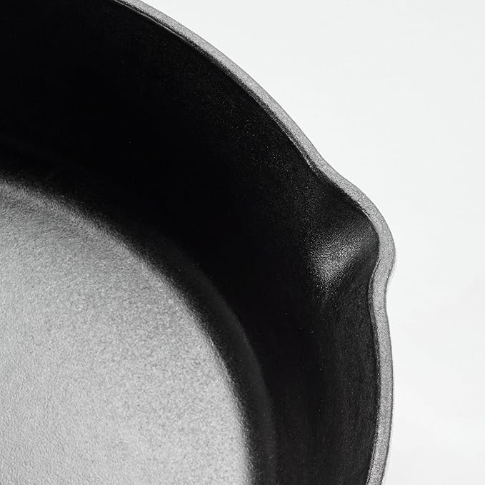Tramontina Bestow Enameled Cast Iron Skillet with Lid, 10-inch Frying Pan, Latte with Gold Knob