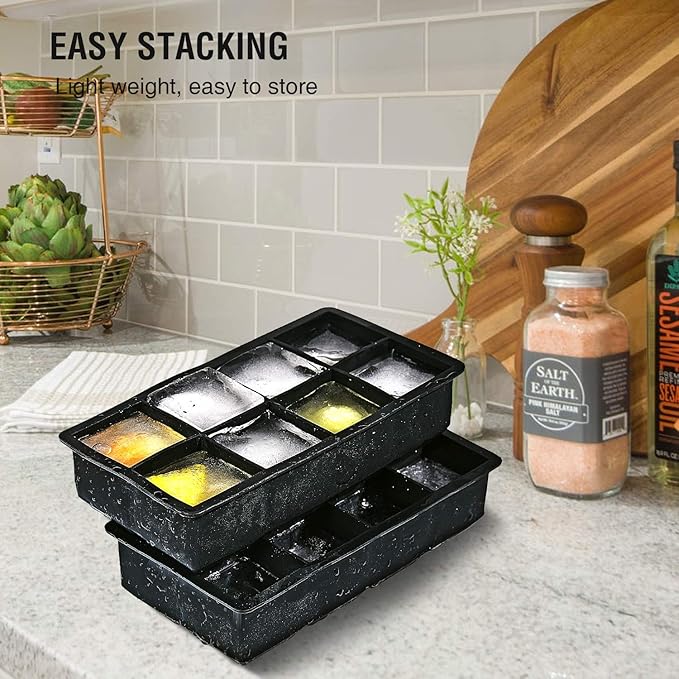 Ice Cube Trays with Lids Large Size Silicone Square Ice Cube Molds for making 8 Giant Ice Cubes for Whiskey and Cocktails, Keep Drinks Chilled, Reusable and BPA Free 2 Pack