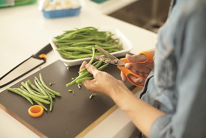 Fiskars Kitchen Scissors, Total Length: 18 cm, Quality Steel/Synthetic Material, Classic, 1000819
