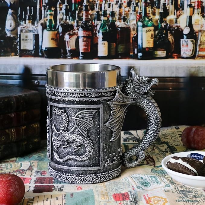 alikiki Dungeons and Dragons Coffee Mug Large - GOT D&D Gaming Beer Mugs Gifts for Men - 21oz Stainless Steel Drinking Tankard Coffee Cup Dragon Gift for Lovers Collector Party Decoration