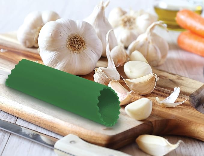 Fantes 43836 Silicone Garlic Peeler Tube, Green, The Italian Market Original Since 1906 5 x 1.5-inches